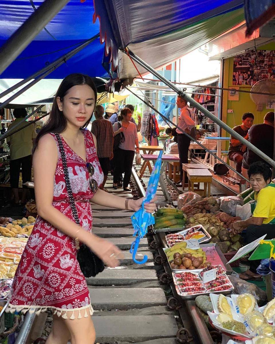instagram.com/aurakasih