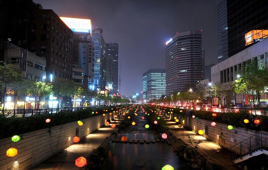 7 Lokasi di Seoul yang Cocok Banget untuk Night City Tour!