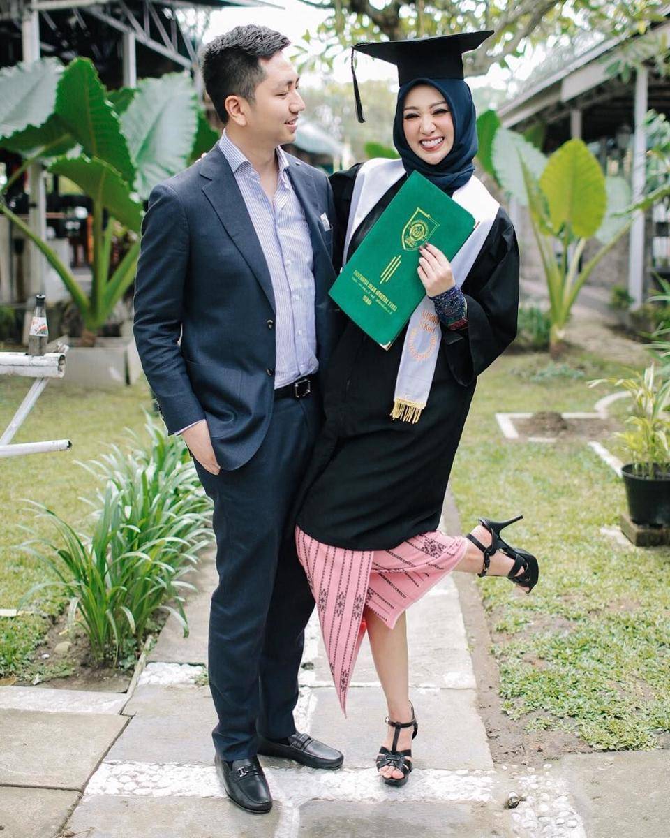 Instagram.com/ariskaputripertiwii