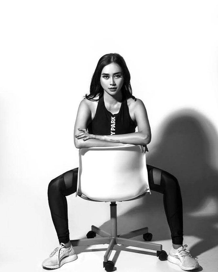 instagram.com/aurakasih