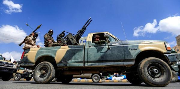 Ilustrasi pasukan Houthi di Yaman (twitter.com/i24NEWS_EN)