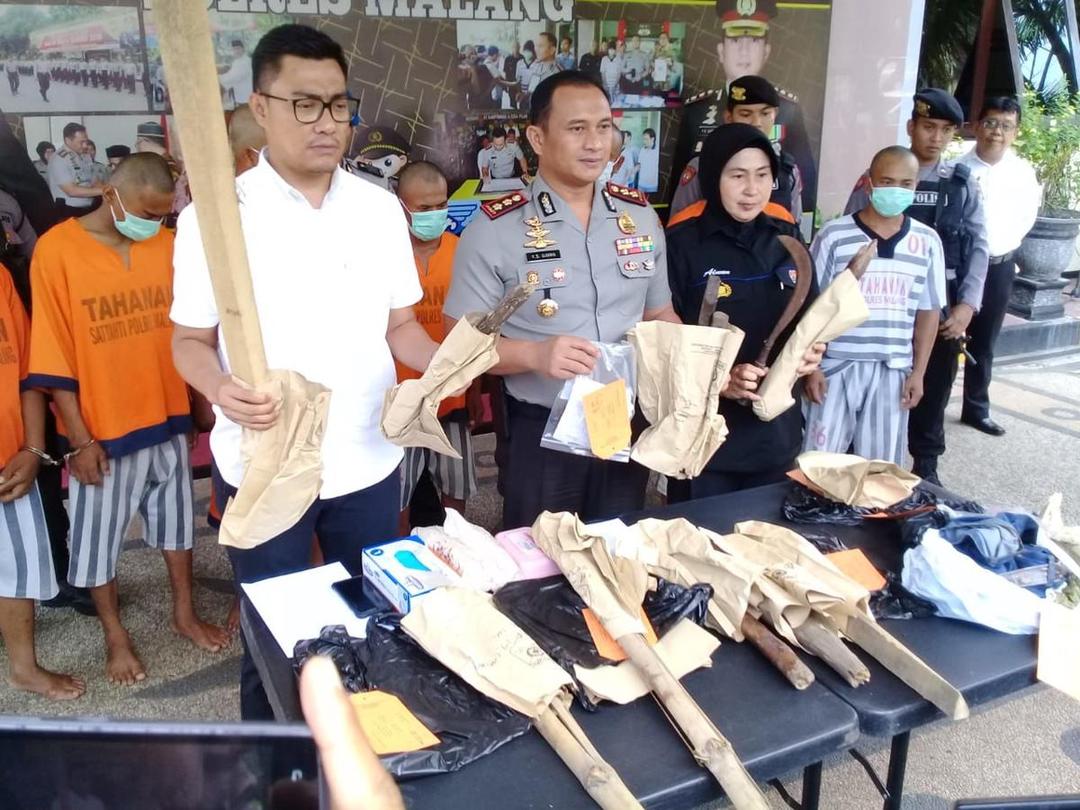 Polres Malang Tangkap 7 Pengeroyok Preman Kampung, Ini Kronologinya