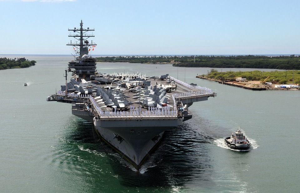 Iran Luncurkan Kapal Perang Siluman, Amerika Kirim Kapal Induk