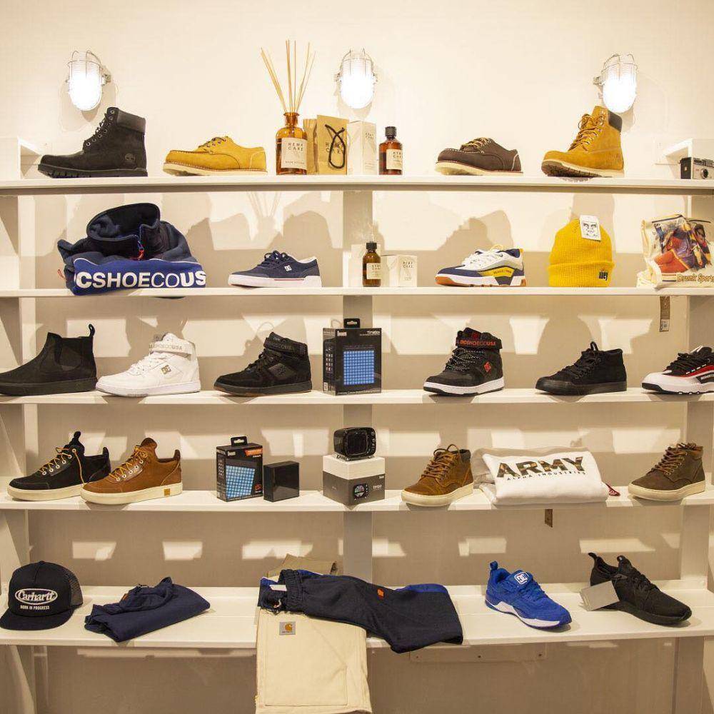 instagram.com/rooms18_20