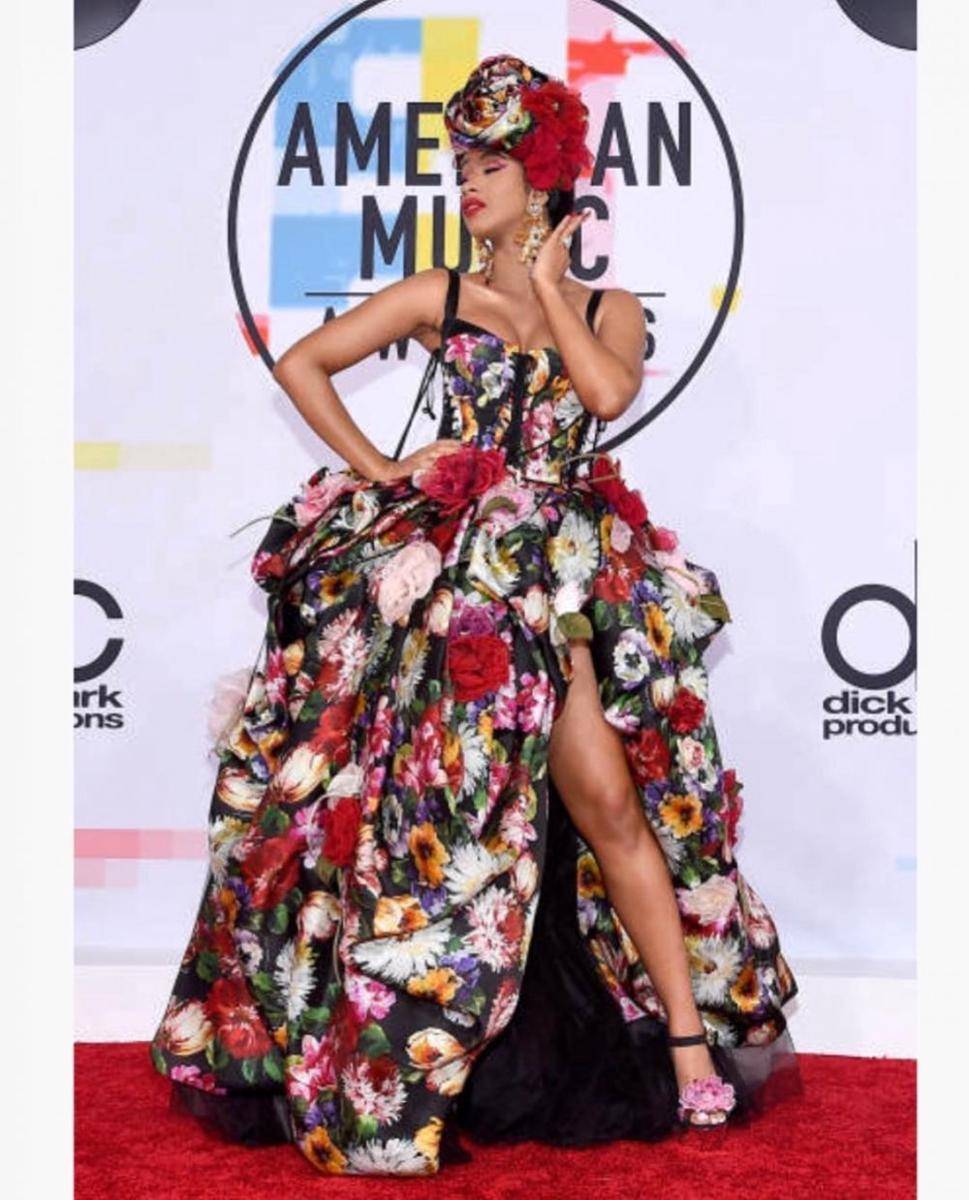 Instagram/@iamcardib