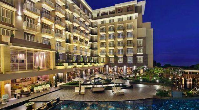 (Hotel Grand Mercure Bandung) www.traveloka.com