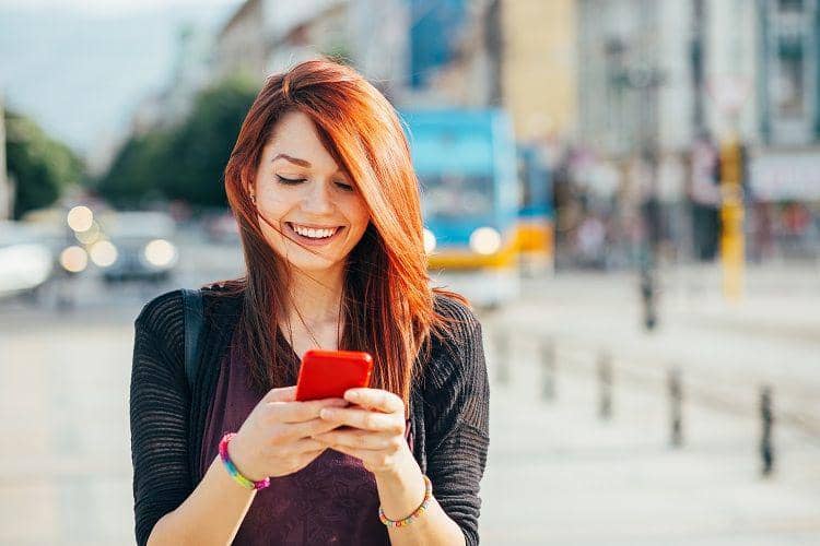Buat Pasangan LDR, 7 Teknologi untuk Melepas Rindu