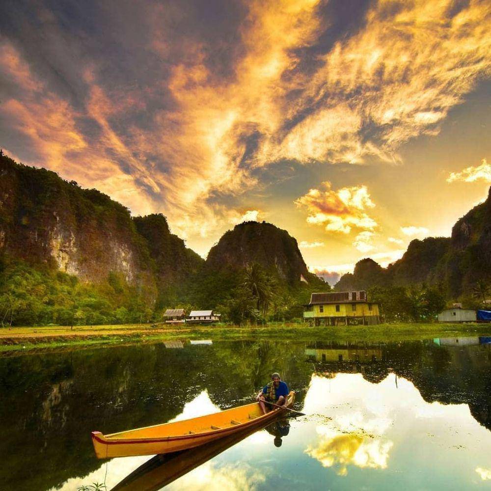 Instagram.com/travelpageid