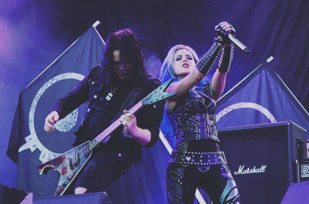 Keren, Inilah 9 Vokalis Wanita Terbaik di Musik Metal yang Cadas