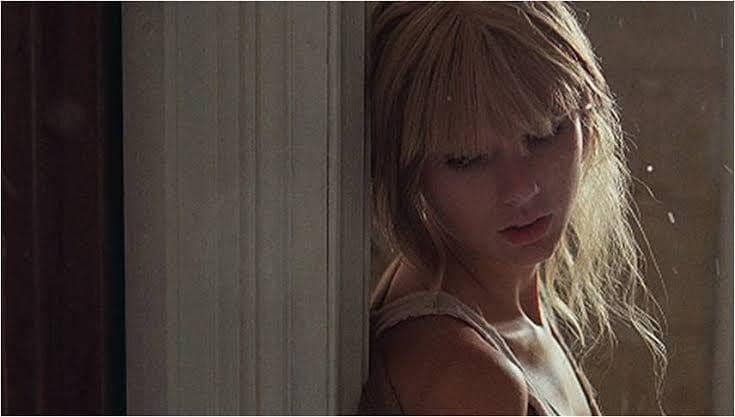 12 Lagu yang Siap Menemanimu Mengukir Kisah di Akhir Tahun