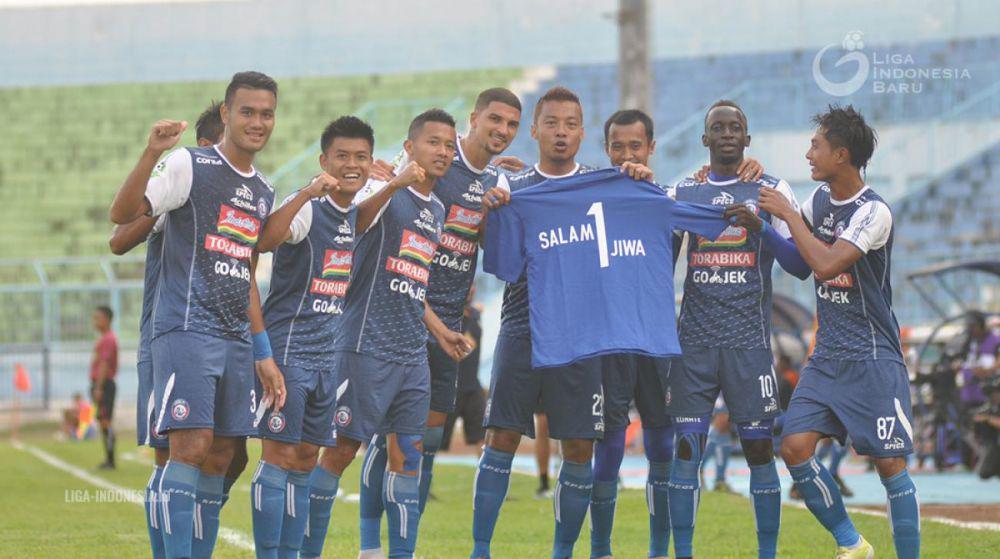 Tak Lagi Gunakan Specs, Ini Bocoran Jersey Arema FC Tahun Depan