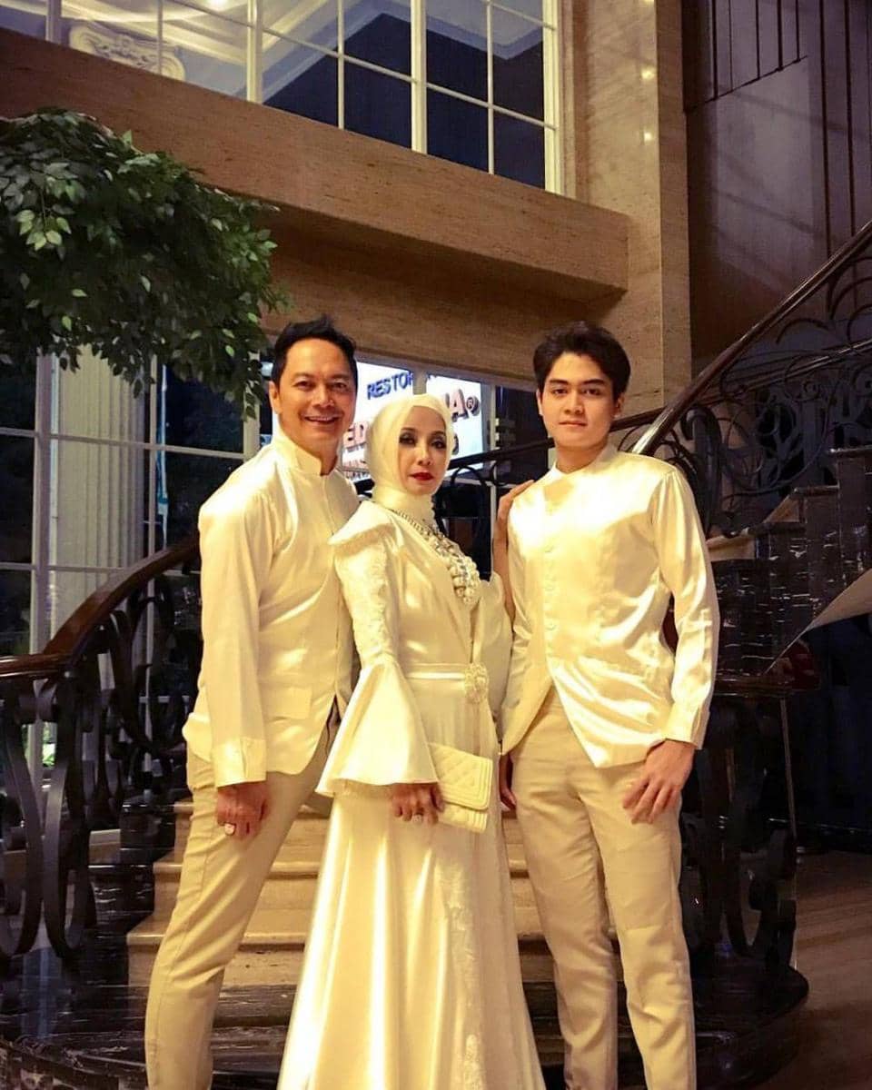 Instagram.com/adipura_24