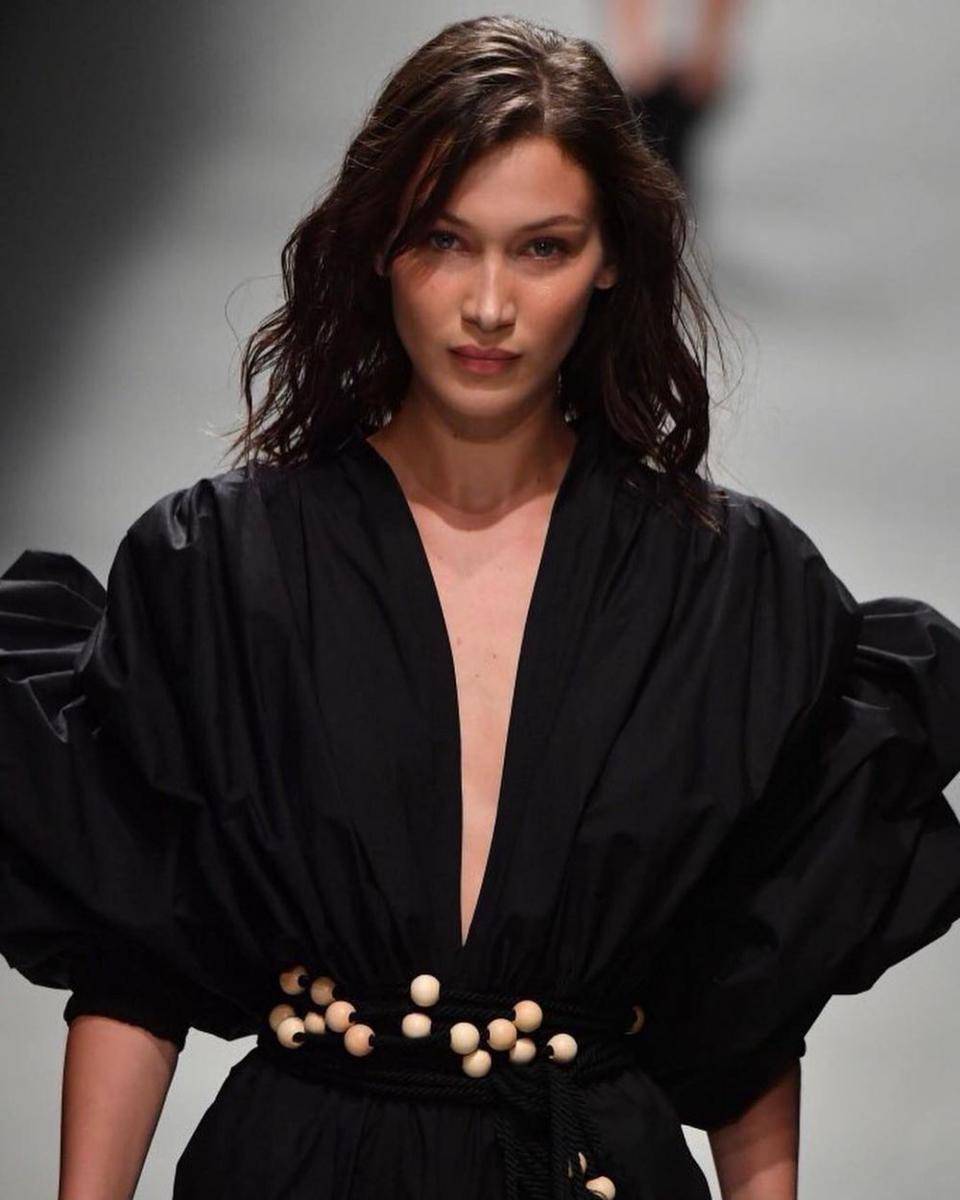instagram.com/bellahadid