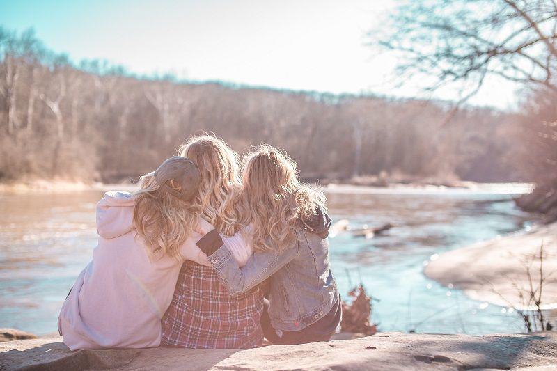 Sahabatmu Introvert? Simak 5 Hal Berikut Biar Persahabatanmu Awet
