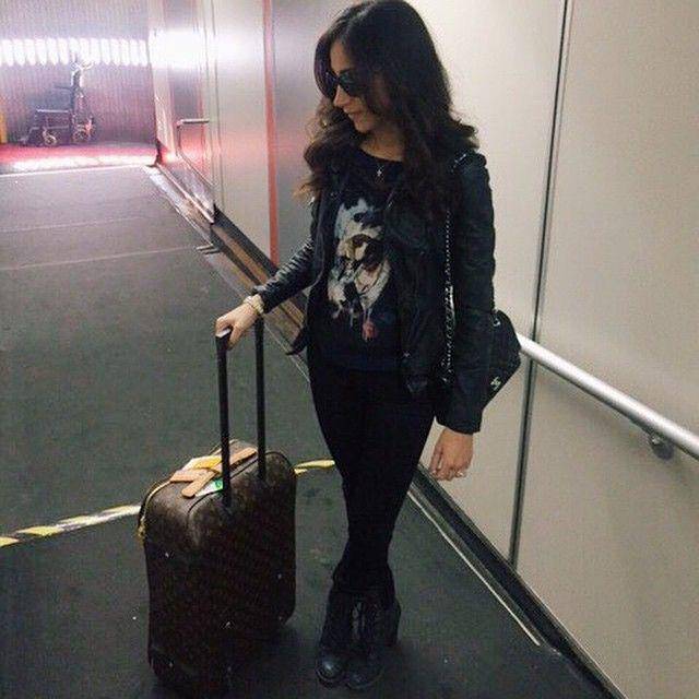 instagram.com/daniellejonas
