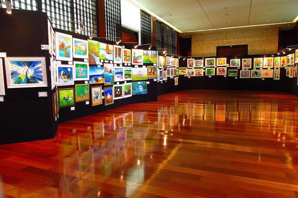 Lukisan untuk Palu dari Anak-anak di Kursus Seni Lukis Heidy