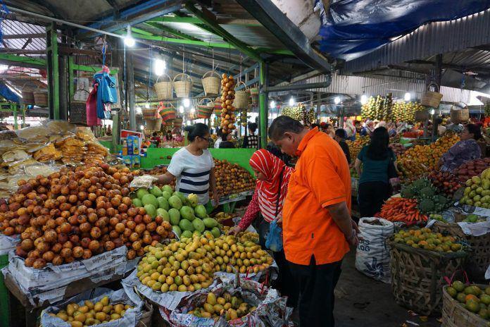 8 Hal Unik Ini Hanya Kamu Alami Saat Belanja di Pasar Kota Medan