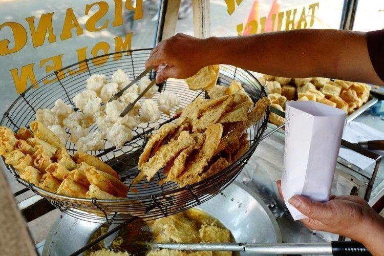Aneh, 10 Makanan Ini Lebih Enak Beli di Luar daripada Bikin Sendiri
