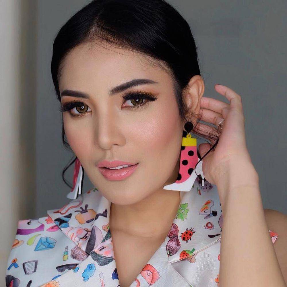 Instagram.com/nindyparasadyharsono