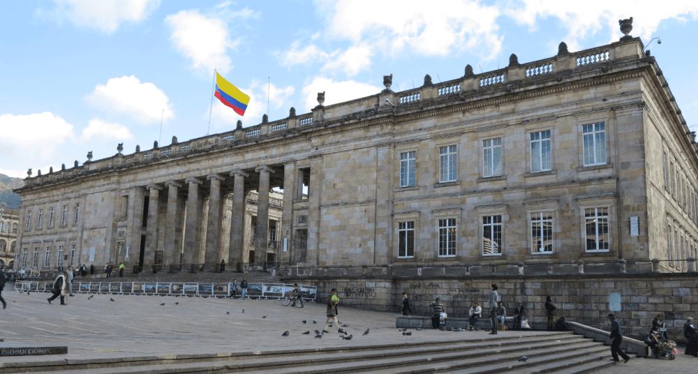 8 Tempat Bersejarah di Kolombia dengan Bangunan Lawas yang Menawan