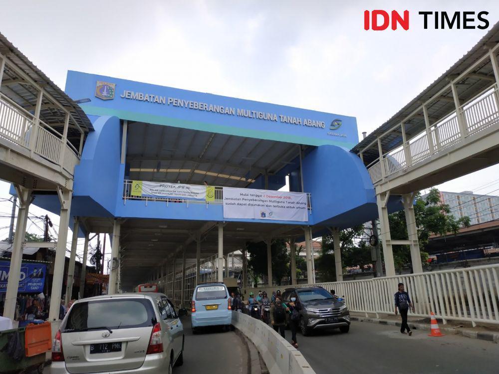 FOTO: Skybridge Tanah Abang dan PKL yang Mulai Tertata
