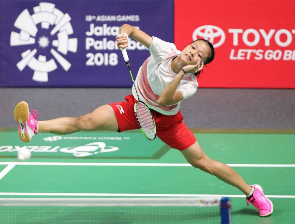 bwfbadminton.com