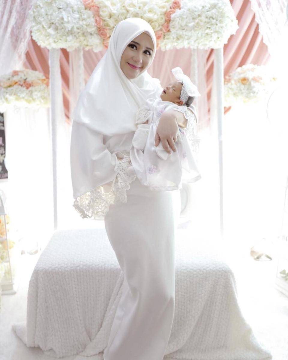 Instagram/ryana_dea