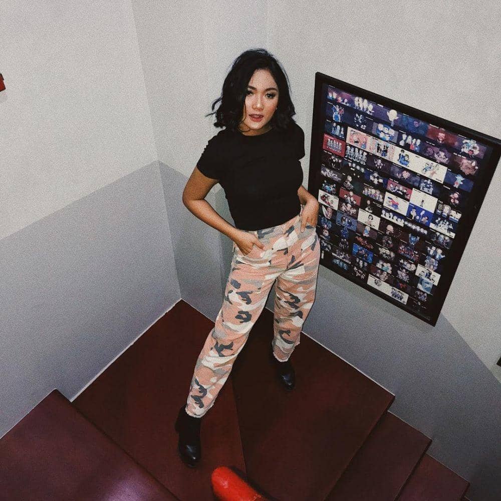 instagram.com/lalamarionmj
