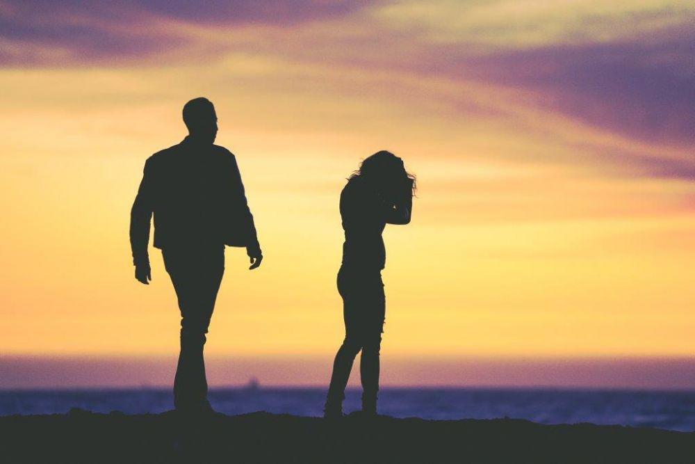Digantungin Cowok? Ini 5 Alasan Kenapa Kamu Harus Move On!