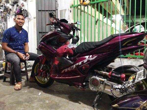 Jeda Musim, Kapten PSM Makassar Geluti Hobi Modifikasi Motor