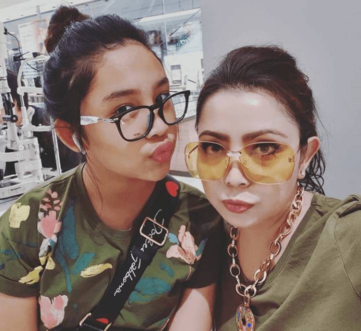 instagram.com/mayangsaritrihatmodjoreal