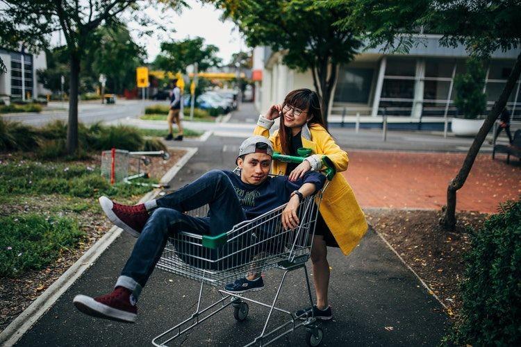 5 Kebiasaan Buruk yang Dianggap Lumrah Jika Dilakukan Cowok