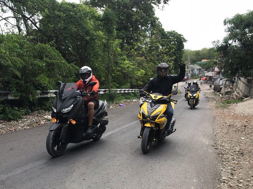 Menyusuri Jalan Pesisir Selatan Sulsel dengan Sepeda Motor, Seru!