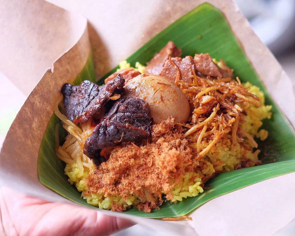 10 Nasi Kuning Paling Enak Di Makassar, Paling Pas Jadi Menu Sarapan