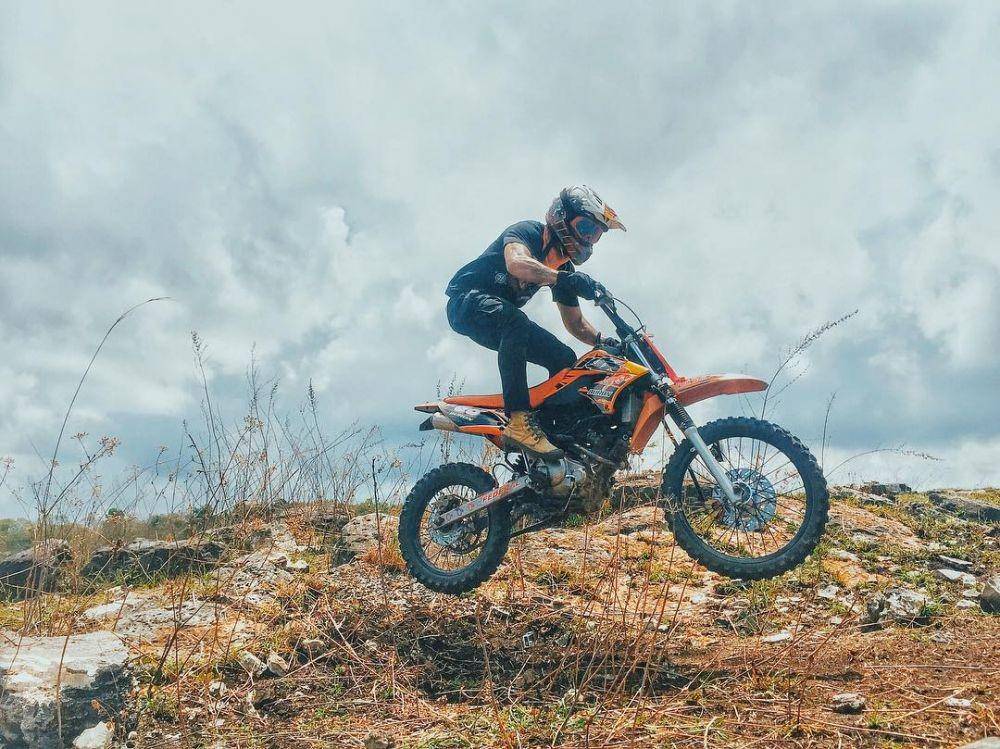 instagram.com/sumargodenny