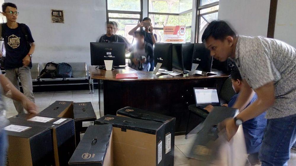 Tak Lunasi Utang ke Rekanan, Perlengkapan Komputer KPU Makassar Disita
