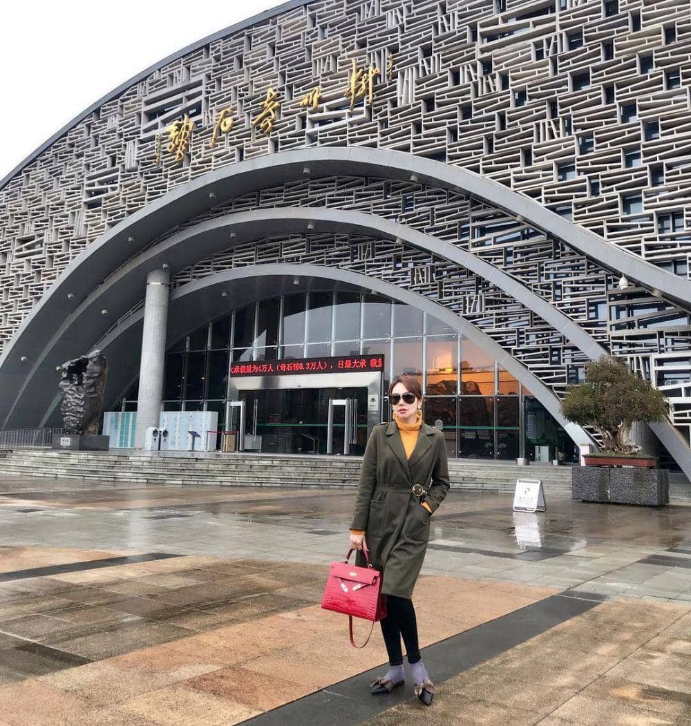 instagram.com/femmypermatasari