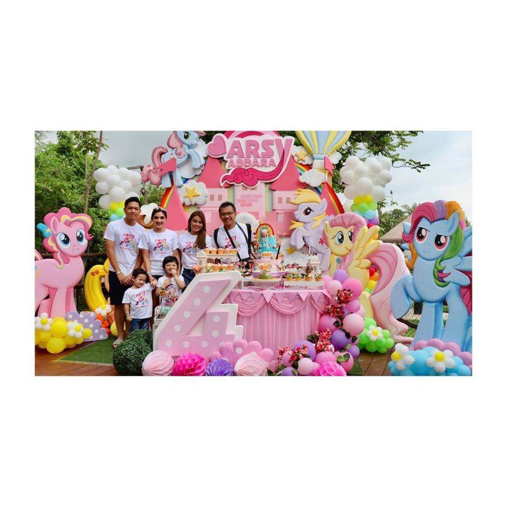 Instagram.com/ashanty_ash