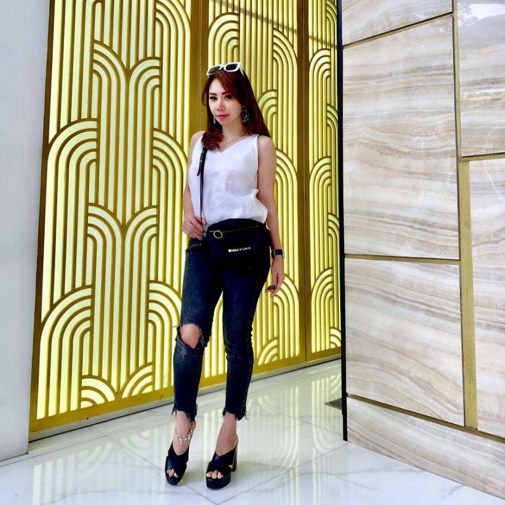 instagram.com/femmypermatasari