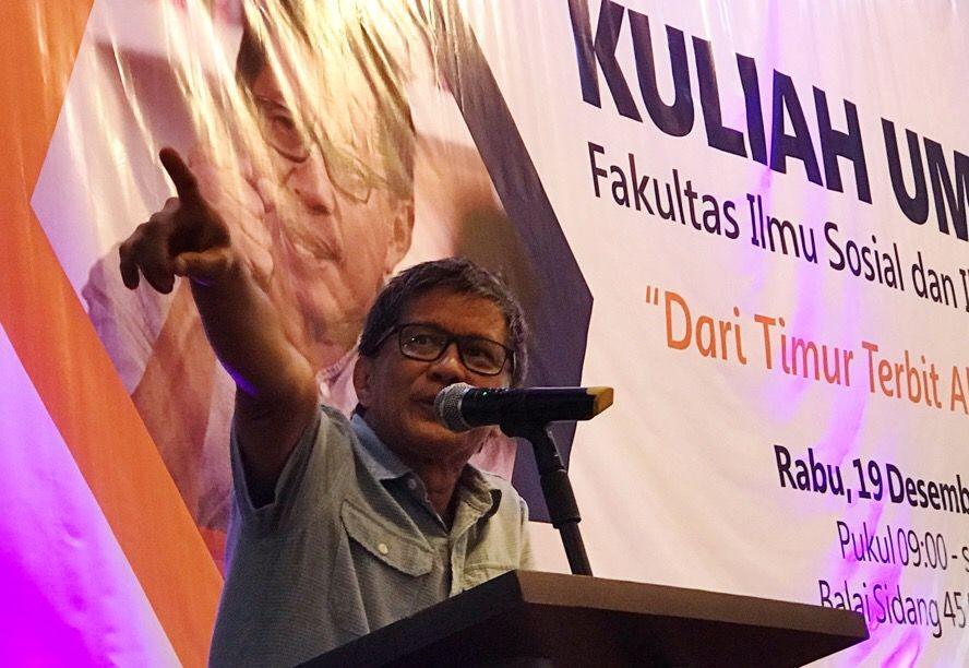 Rocky gerung deklarasi beroposisi dengan prabowo subianto
