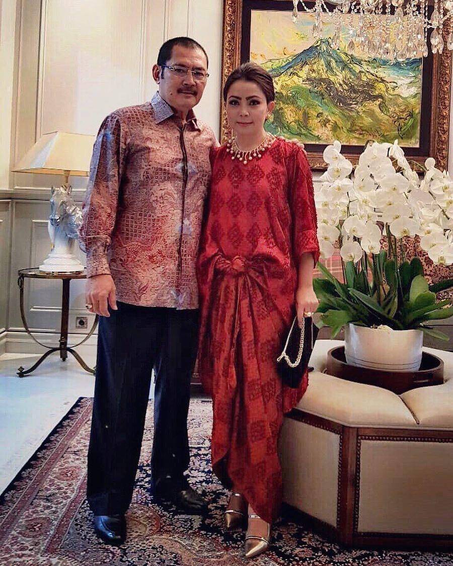 Instagram.com/mayangsaritrihatmodjoreal