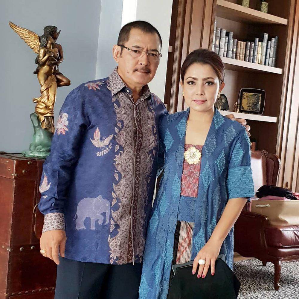 Instagram.com/mayangsaritrihatmodjoreal