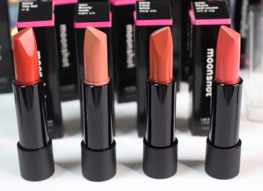 5 Rekomendasi Lipstik Bernuansa Living Coral yang Bikin Wajahmu Cerah!