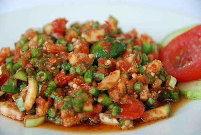 Cara Membuat Beberuq Terong Khas Lombok untuk Menu Buka Puasa