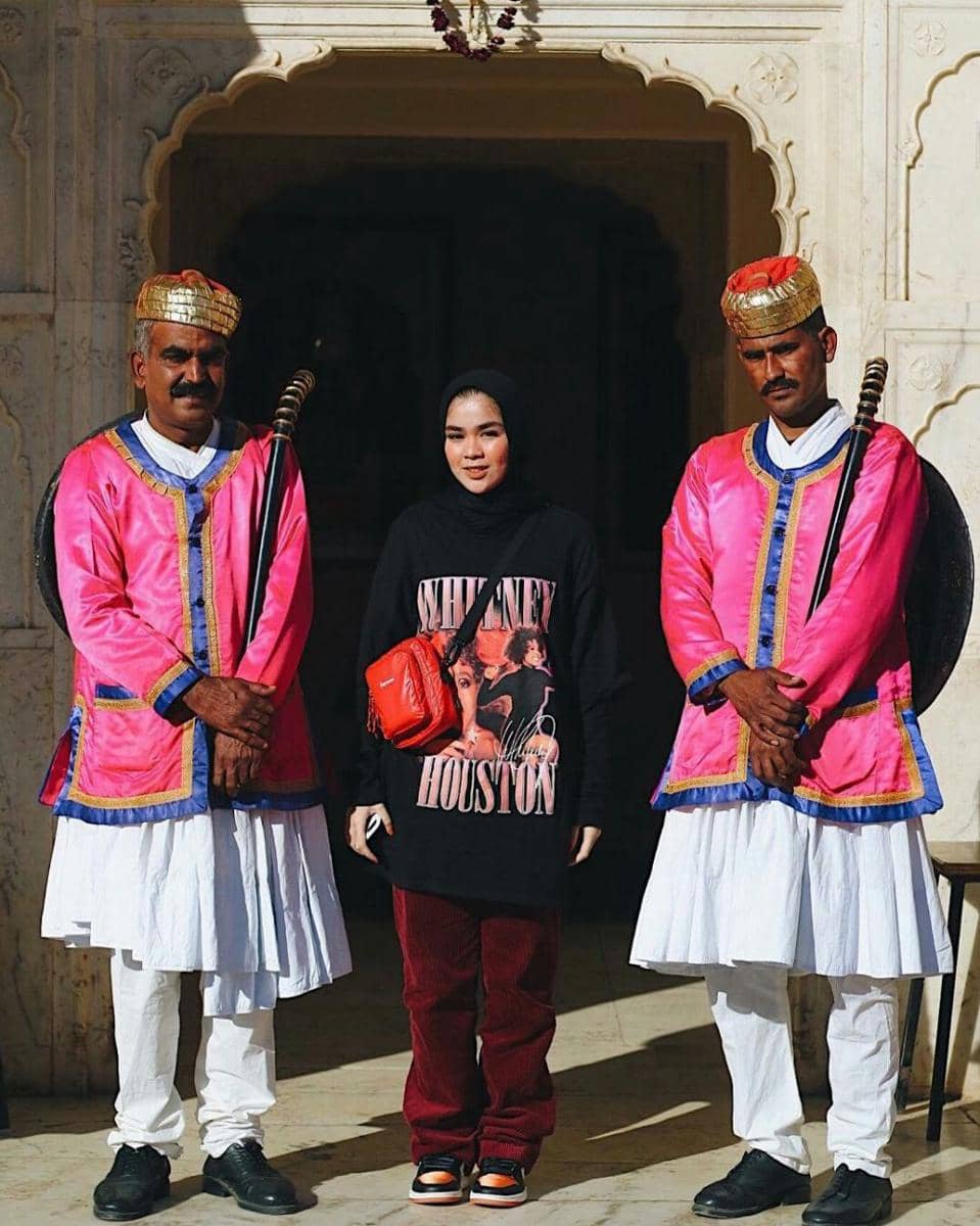 instagram.com/siviazizah