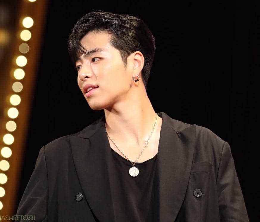 Instagram.com/divajunhoe