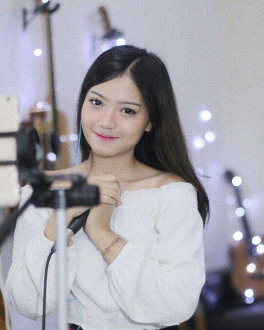 instagram.com/mariaeka_
