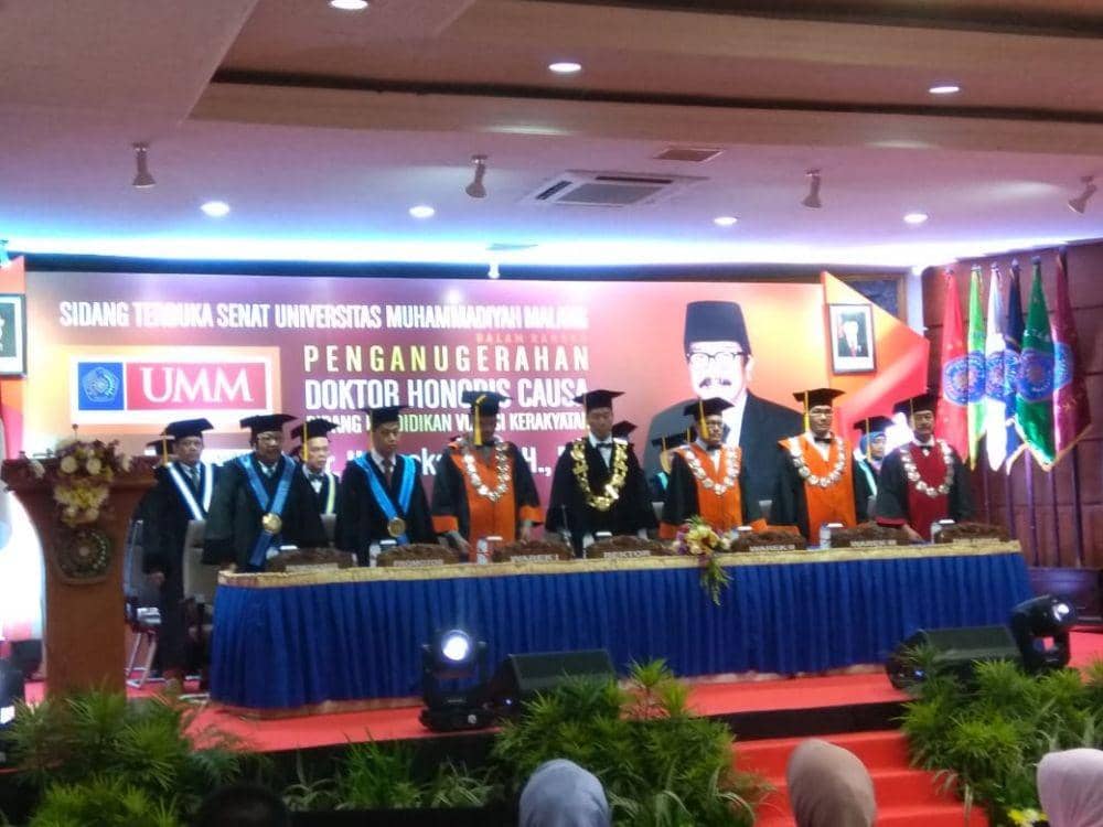 Soekarwo Dapat Gelar Honoris Causa Pendidikan Bidang Vokasi Kerakyatan