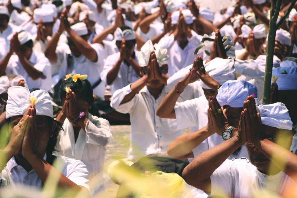 Penuh Makna Suci, Ini 5 Pelajaran dari Hari Raya Galungan dan Kuningan