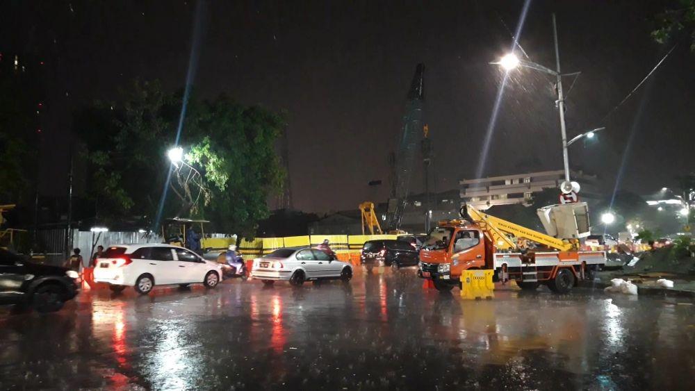 Jalan Raya Gubeng Akan Dibuka Sepenuhnya, Tersangka Tak Juga Disidang